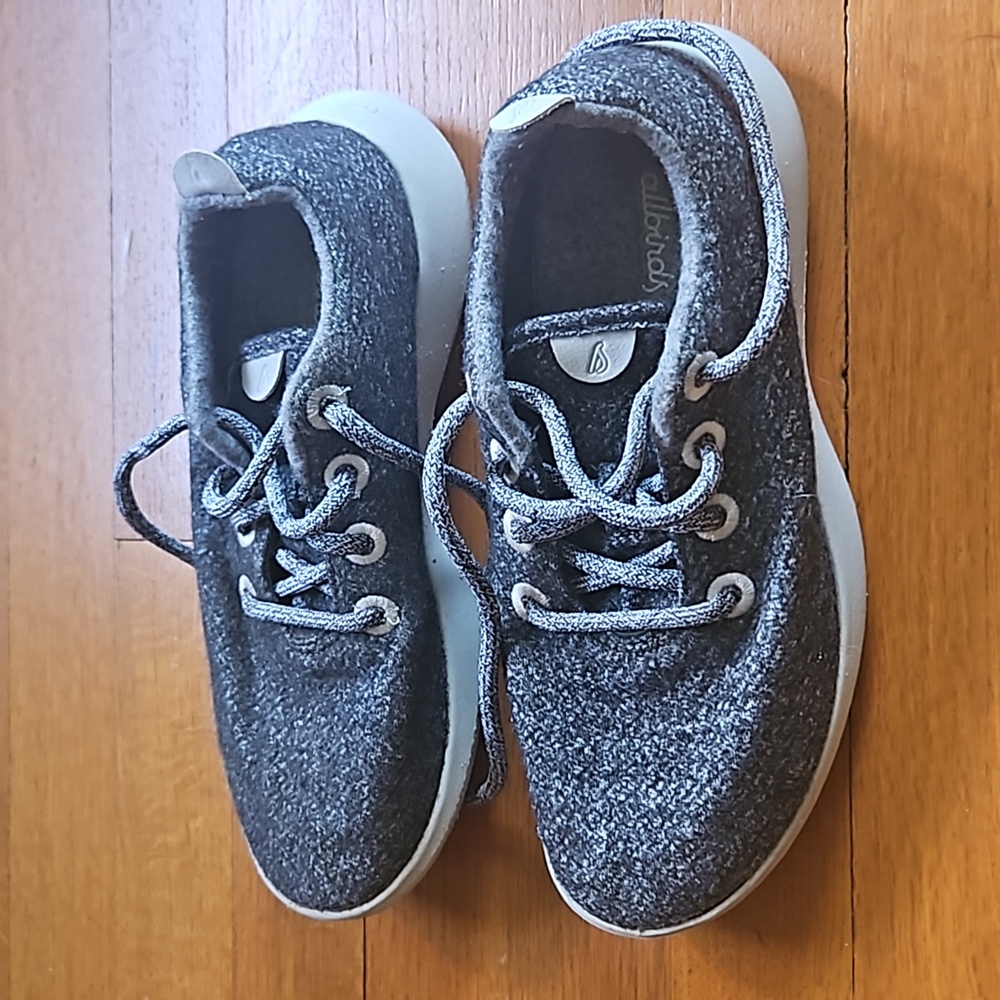 Women's Allbirds wool sneakers, size 8